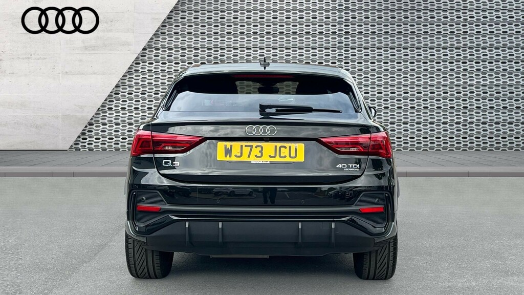 Audi Q3 35 Tfsi Black Edition S Tronic 2023 Black #10