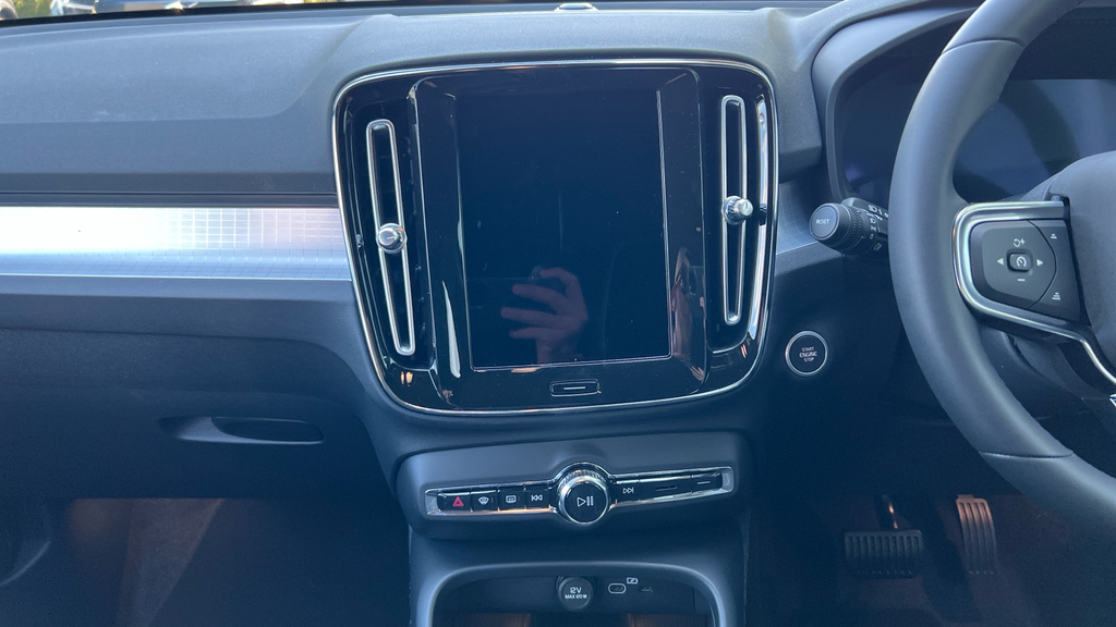 Volvo XC40 2.0 B4 Mhev Plus Black Edition Suv Hybr Black #12