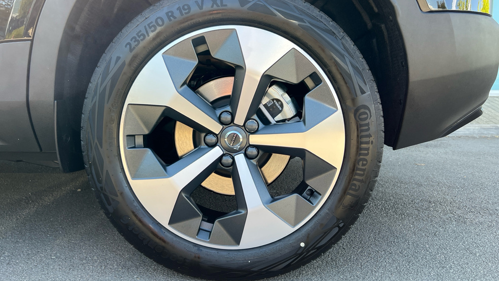 Volvo XC40 2.0 B4 Mhev Plus Black Edition Suv Hybr Black #18