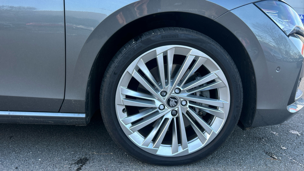 Skoda Superb Superb 1.5 Tsi Iv Se L Dsg Silver #20