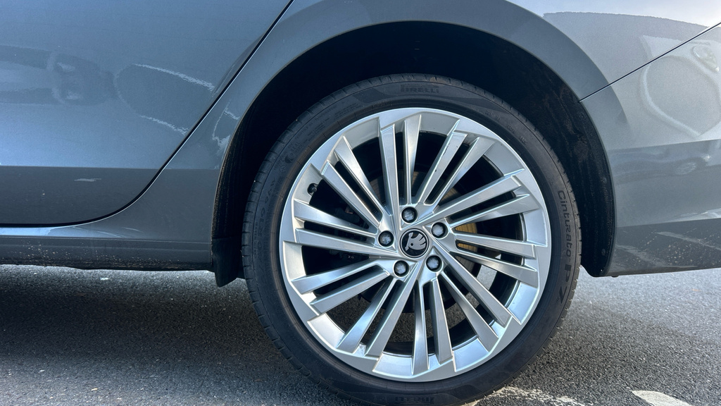 Skoda Superb Superb 1.5 Tsi Iv Se L Dsg Silver #18
