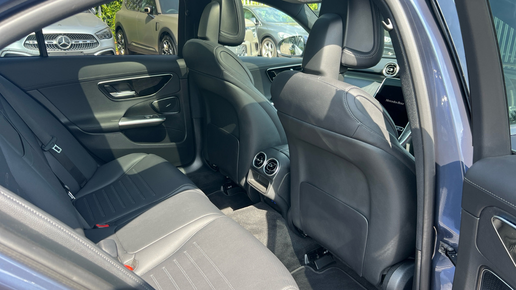 Mercedes-Benz C Class C200 Amg Line 9G-tronic Black #24