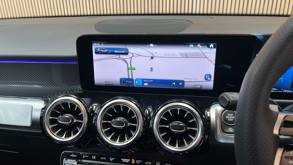Mercedes-Benz GLB Class 200 Amg Line Executive 7G-tronic Grey #36