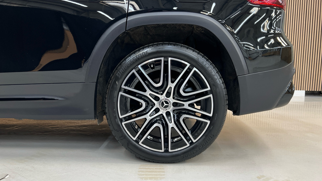 Mercedes-Benz GLB Class 200 Amg Line Executive 7G-tronic Grey #26