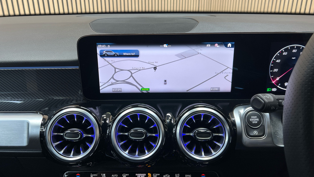 Mercedes-Benz GLB Class 200 Amg Line Executive 7G-tronic Grey #13