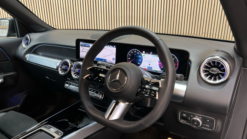 Mercedes-Benz GLB Class Glb 200D Amg Line Premium 8G-tronic Black #3