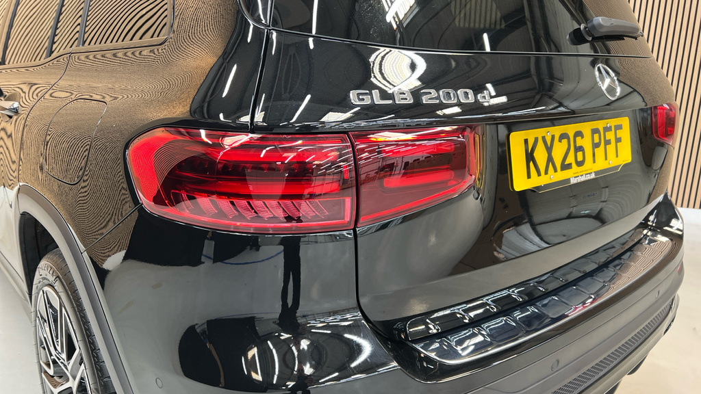 Mercedes-Benz GLB Class 200 Amg Line Executive 7G-tronic Grey #21