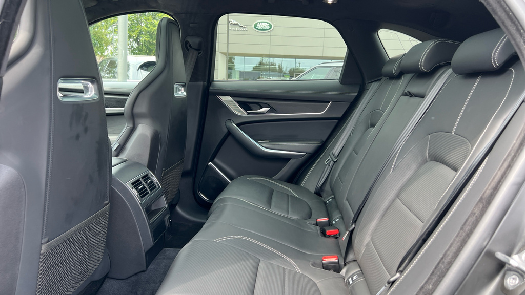 Jaguar F-Pace F-pace 2.0 P400e R-dynamic Hse Black Awd KM73LND Black #4