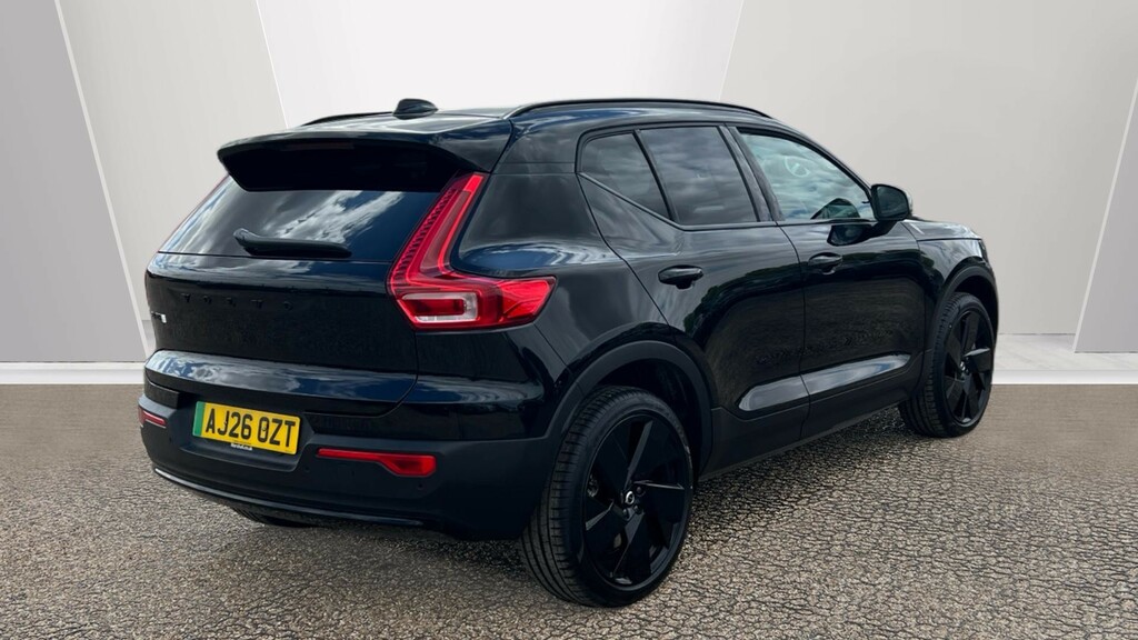 Volvo EX40 Volvo Ex40 Estate 325Kw Tm Perf Plus Black Edition Black #2