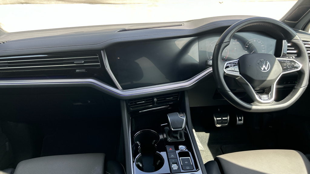Volkswagen Touareg R-line Tech Plus Black #11