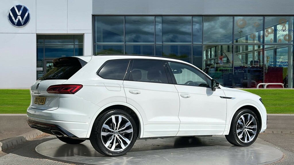 Volkswagen Touareg R-line Tech Plus Black #7