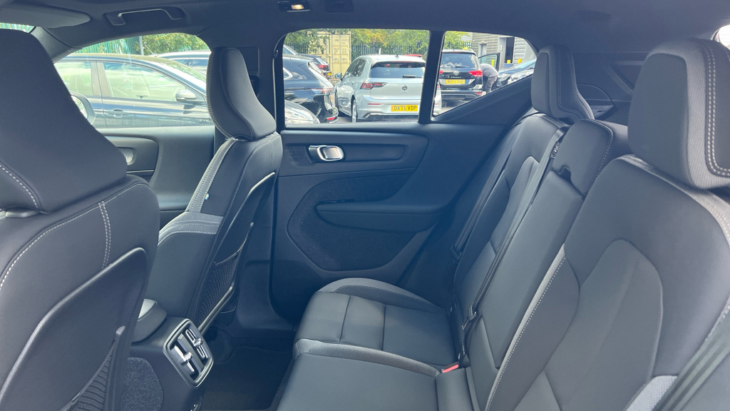 Volvo EX40 Twin Motor 402Bhp Plus - 360 Camera Blue #37