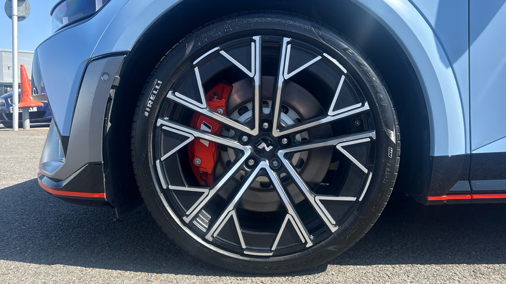 Hyundai Ioniq 5 Ultimate Black #17