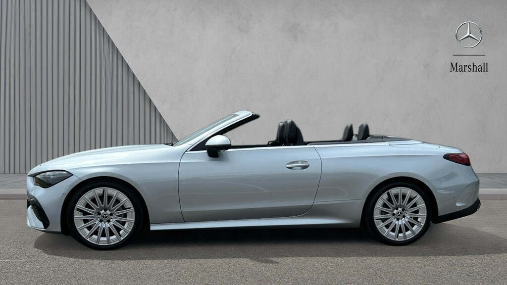 Mercedes-Benz CLE Class 200 Amg Line Premium Plus 9G-tronic 2025 Black #10