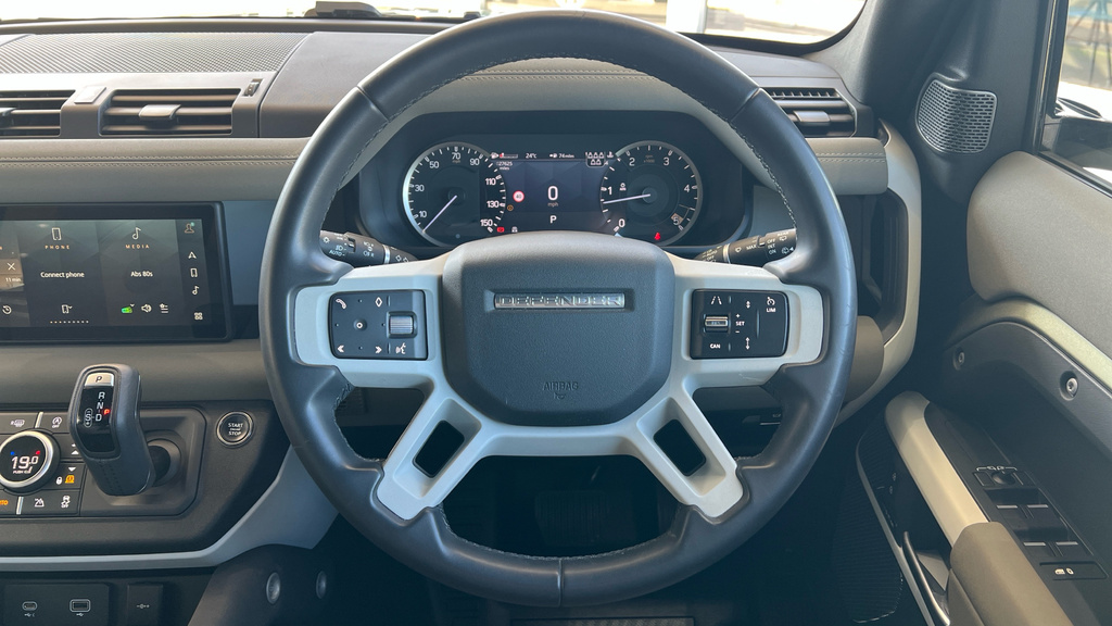 Land Rover Defender 110 2.0 P400e X-dynamic Se 110 2023 Green #15