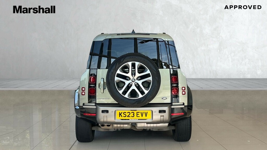 Land Rover Defender 110 Defender 3.0 D300 X-dynamic S 110 7 Seat Green #6