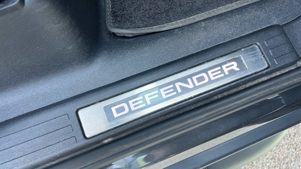 Land Rover Defender 110 P635 Octa Edition One Green #35