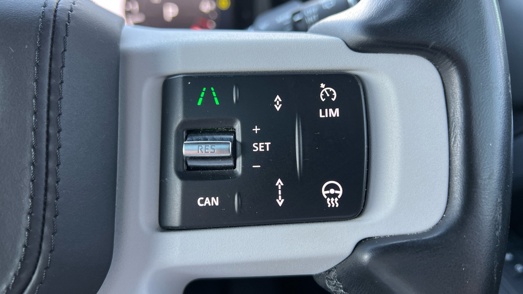 Land Rover Defender 110 P635 Octa Edition One Green #40