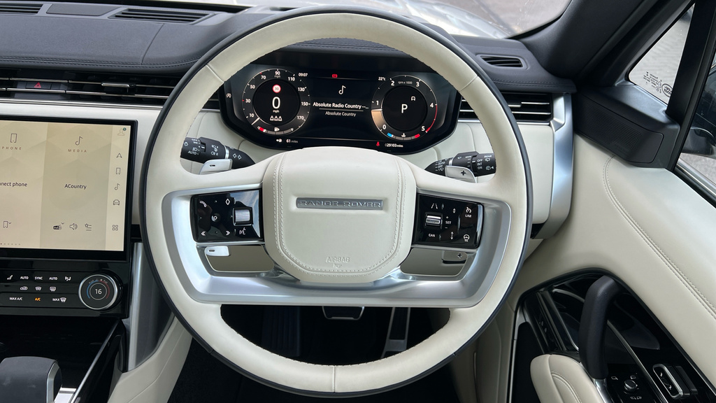 Land Rover Range Rover 4.4 P530 V8 First Edition Grey #15