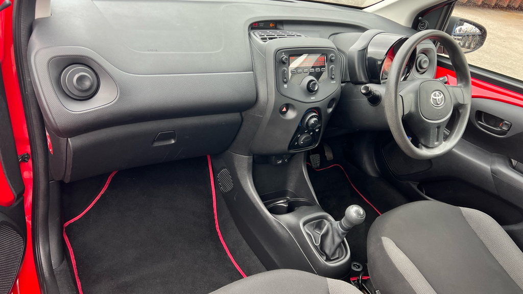 Toyota Aygo 1.0 Vvt-i X-play Grey #10