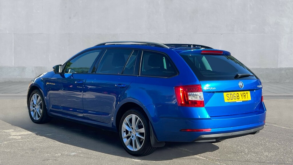 Skoda Octavia Octavia 1.6 Tdi Cr Se L Blue #3