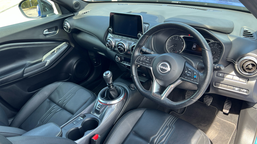 Nissan Juke 1.0 Dig-t 114 N-connecta Dct Black #14