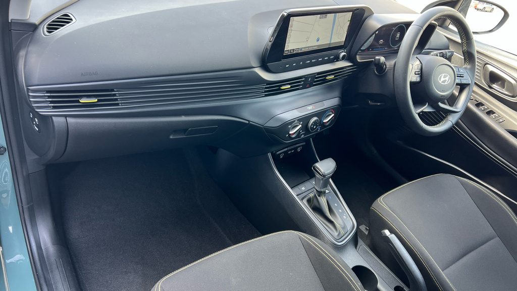 Hyundai I20 1.0T Gdi Advance Green #10