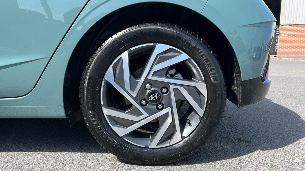 Hyundai I20 1.0T Gdi Advance Green #17
