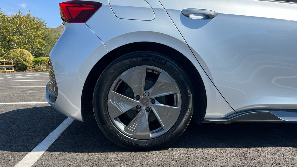 Cupra Born Born 150Kw V1 58Kwh ND23OZF Silver #5