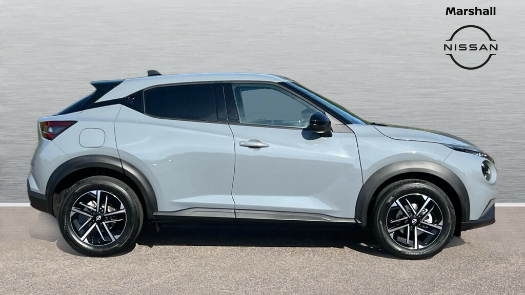 Nissan Juke Nissan Juke Hatchback 1.0 Dig-t N-connecta Grey #3