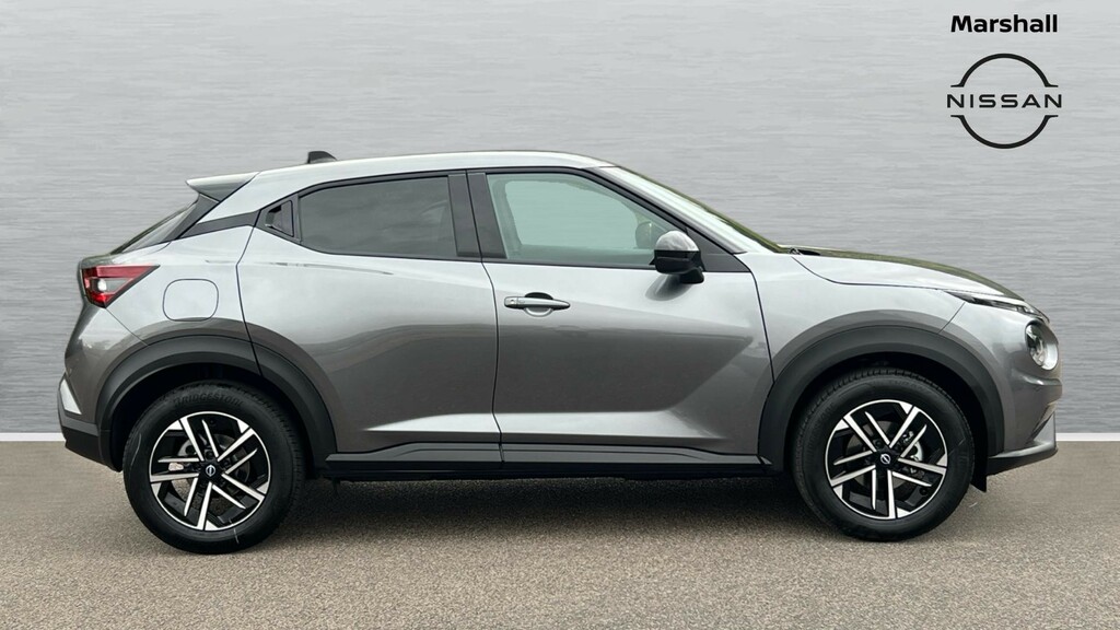 Nissan Juke Nissan Juke Hatchback 1.0 Dig-t N-connecta Grey #3