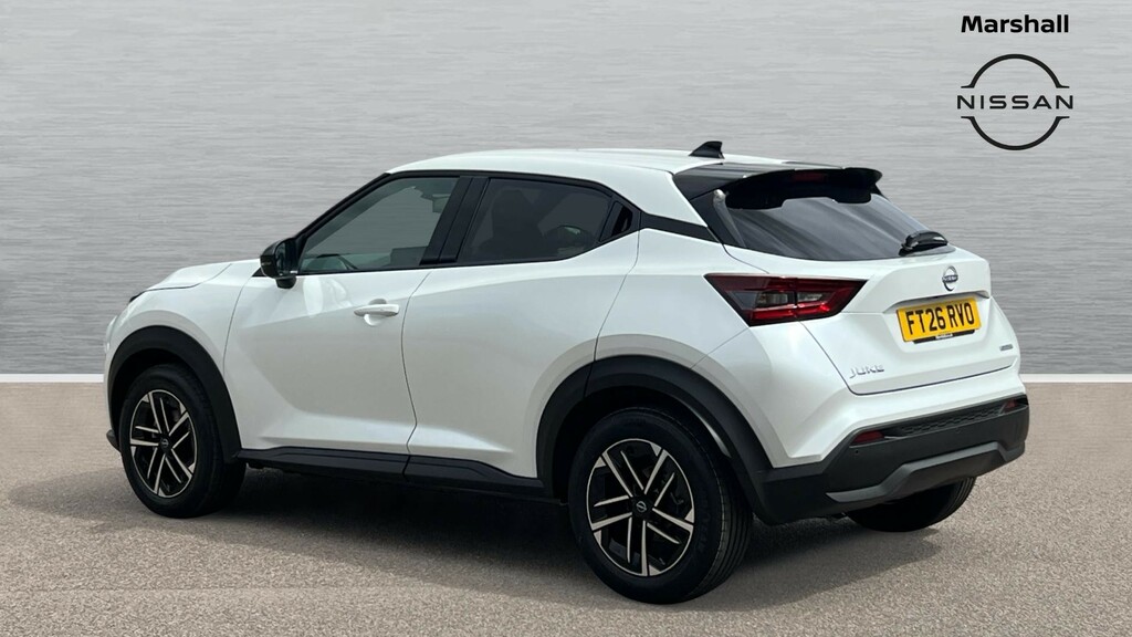 Nissan Juke Nissan Juke Hatchback 1.6 Hybrid N-connecta Au FT26RVO White #2