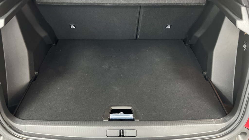 Peugeot 2008 1.2 Hybrid 145 Gt E-dsc6 Grey #15