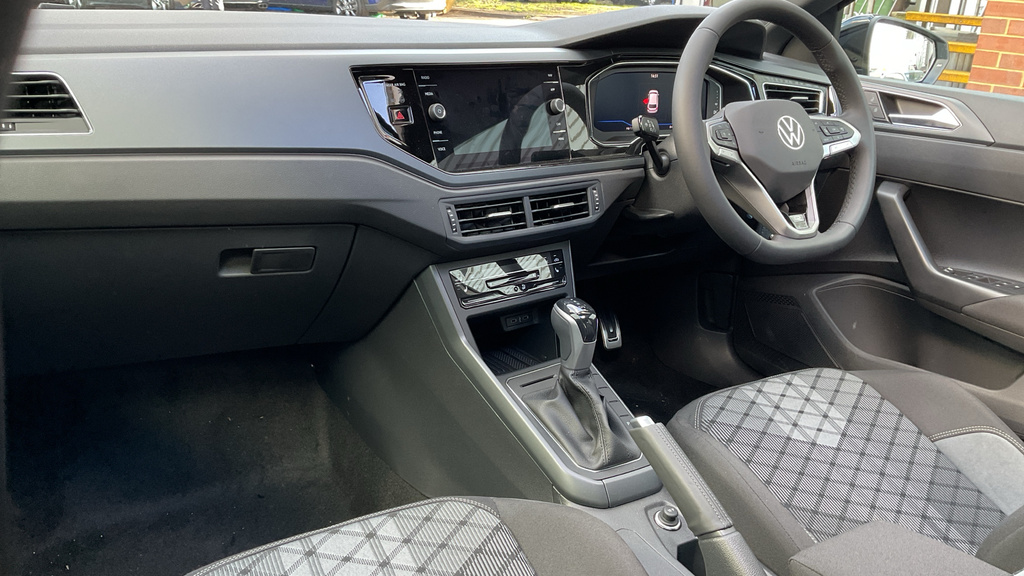 Volkswagen Polo 1.0 Tsi Match #2