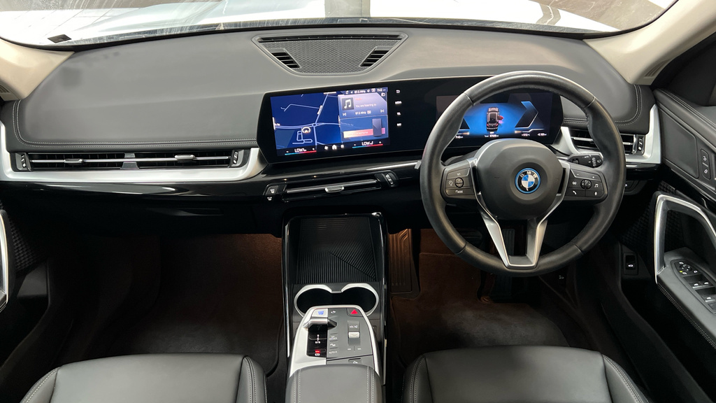 BMW iX1 Ix1 150Kw Edrive20 Xline 65Kwh Black #4