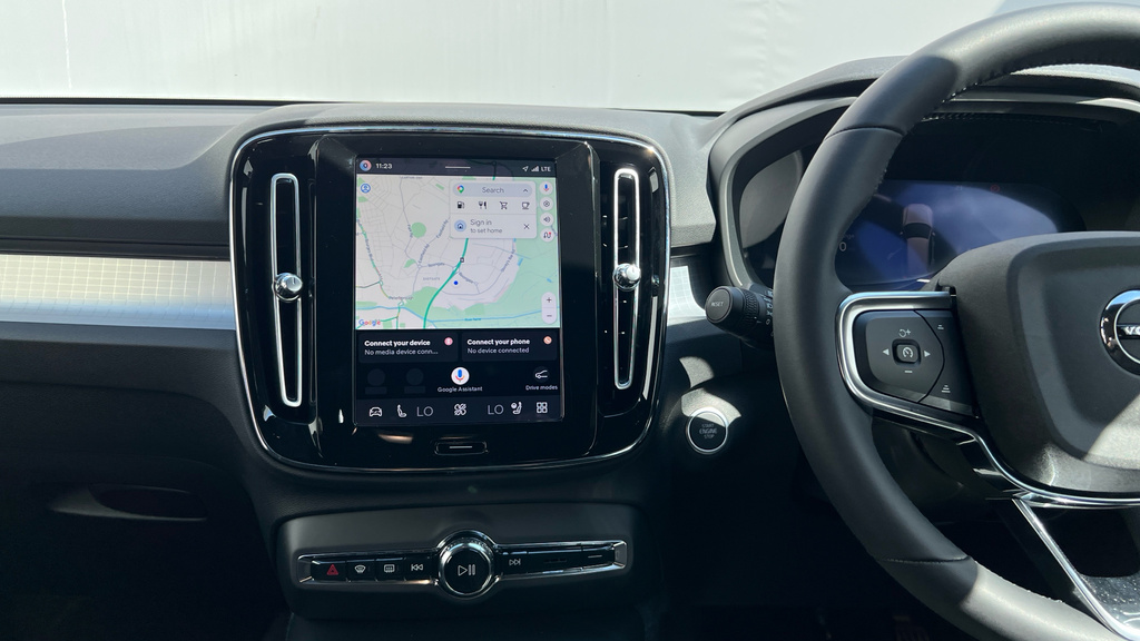 Volvo XC40 B3 161Bhp Black Edition Plus Mild Hybrid - Rear Black #12
