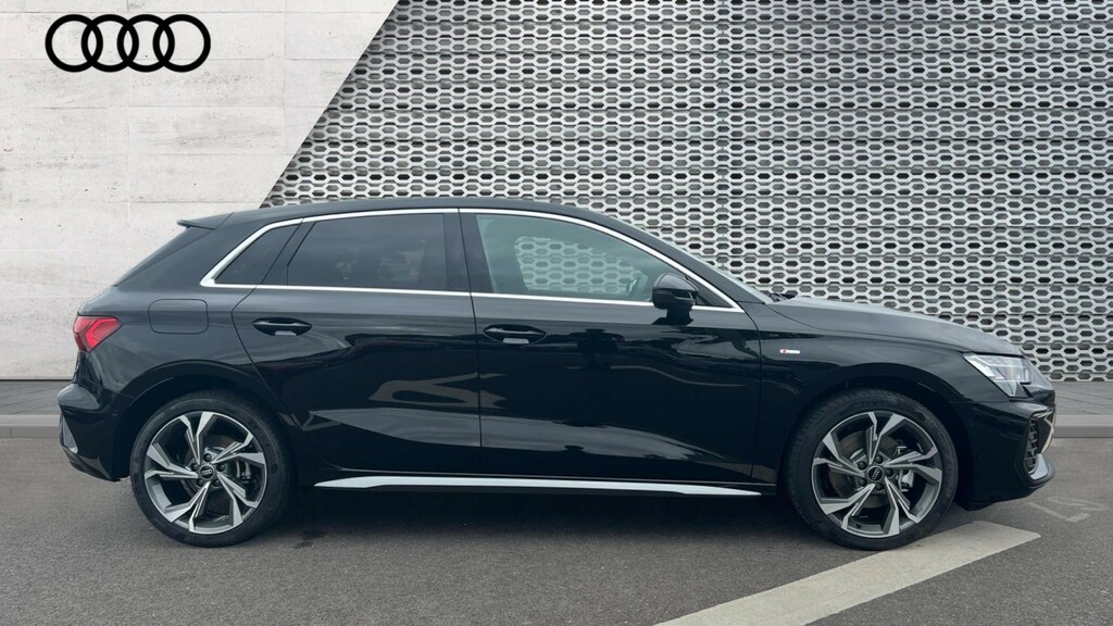 Audi A3 Audi A3 Sportback S Line Tfsi E 204 Ps S Tronic WB26DJJ Black #4