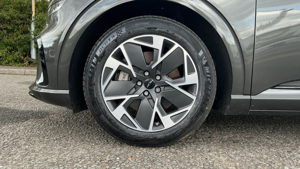 Genesis GV60 Gv60 168Kw Pure 84Kwh Grey #4