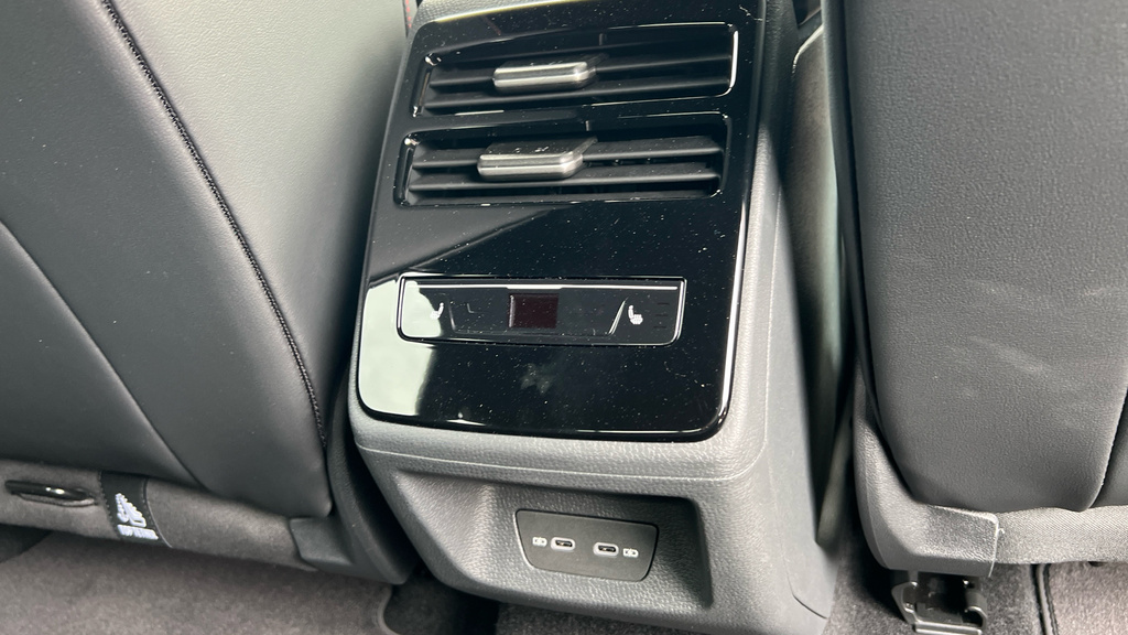 Volkswagen ID.7 210Kw Match Pro S Plus 86Kwh Black #34