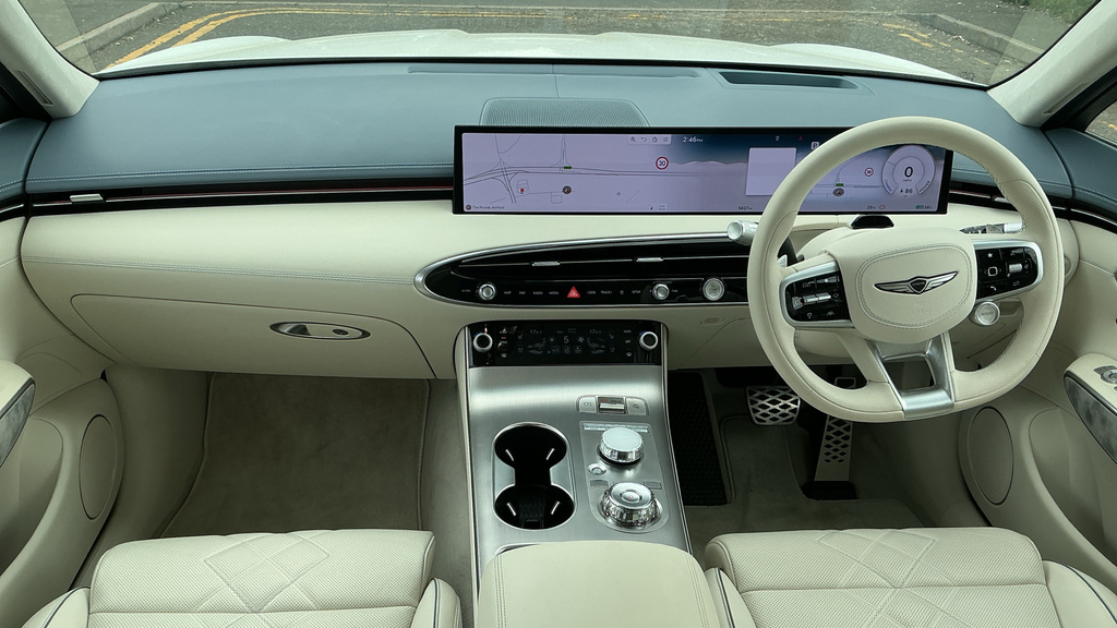 Genesis GV70 Gv70 360Kw Luxury 84Kwh Awd Comfort Pack White #3