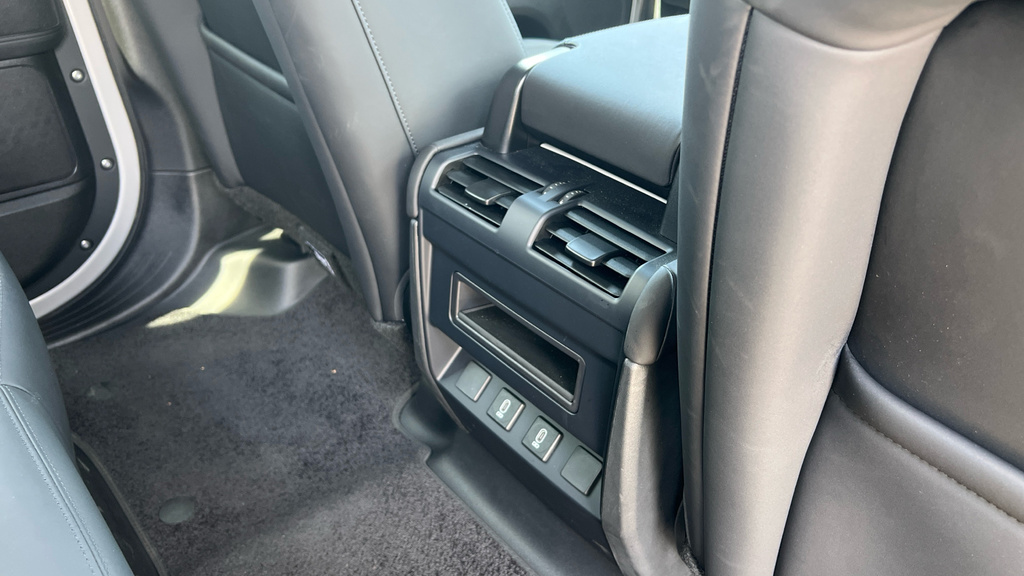 Land Rover Defender 110 3.0 D350 Hard Top X-dynamic Hse Grey #18