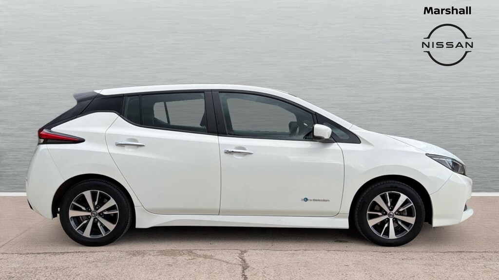 Nissan Leaf Leaf 110Kw Acenta 40Kwh BD19GYO White #3