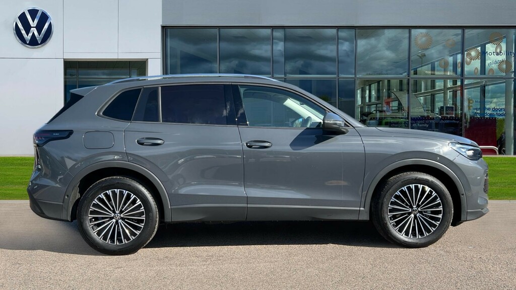 Volkswagen Tiguan Tiguan Match 1.5 Etsi 150 Ps 7-Speed Dsg EN26NYR Grey #4