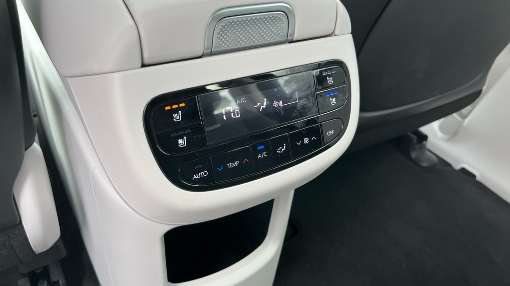 Hyundai Ioniq 84Kwh Ultimate Hatchback Awd 32 Black #57