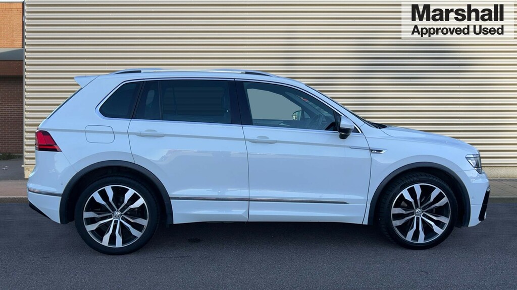 Volkswagen Tiguan Tiguan 2.0 Tdi 150 R-line Tech White #2