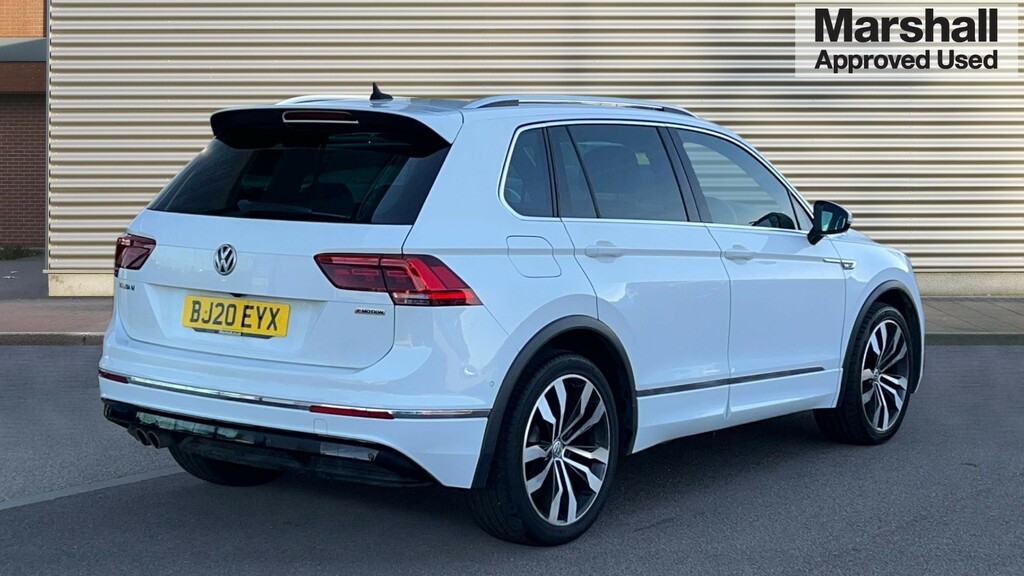 Volkswagen Tiguan Tiguan 2.0 Tdi 150 R-line Tech White #3