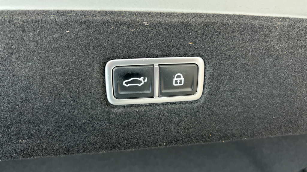 Hyundai Ioniq 6 Premium Blue #42