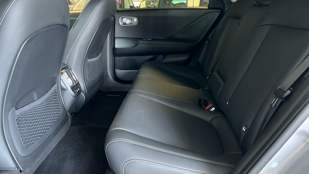 Hyundai Ioniq 6 Premium Blue #14