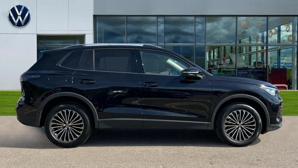 Volkswagen Tiguan Tiguan 2.0 Tdi Match Dsg EF24MLL Black #4