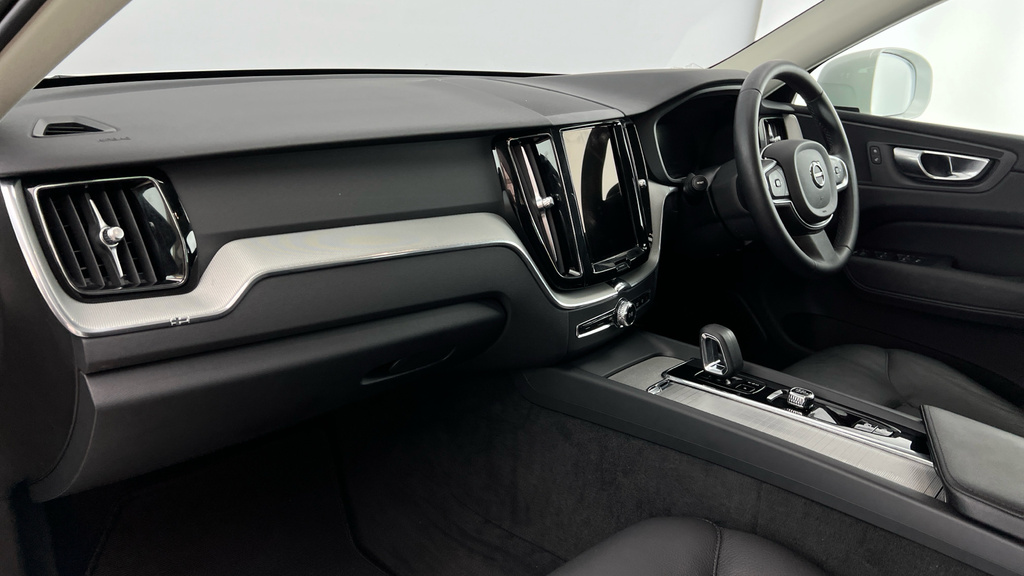 Volvo XC60 Xc60 2.0 B5p Core Awd Geartronic White #6